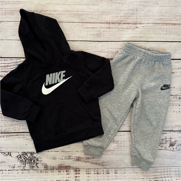 Nike Other - Nike Athletic Set Hoodie Joggers Toddler Boys 24 Months